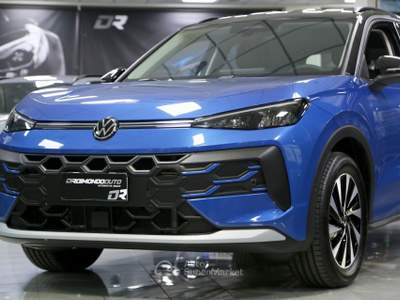 Volkswagen T-Roc 1.5 eTSI Life 115cv DSG_NUOVA 2026 KM0 Blu/Azzurro usata Modica