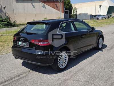 Audi A3 AUDI A3 1.6 TDI clean diesel Attraction Nero usata Gallarate