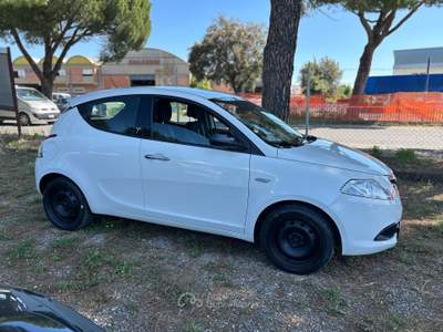 Lancia Ypsilon *GPL VALIDO 2027*NEOPATENTATI* Bianco usata Grosseto