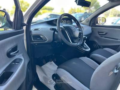 Lancia Ypsilon *GPL VALIDO 2027*NEOPATENTATI* Bianco usata Grosseto