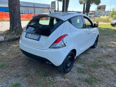 Lancia Ypsilon *GPL VALIDO 2027*NEOPATENTATI* Bianco usata Grosseto