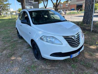 Lancia Ypsilon *GPL VALIDO 2027*NEOPATENTATI* Bianco usata Grosseto