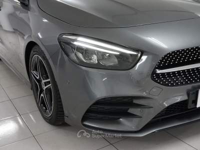 Mercedes-Benz Classe B B 180 d Automatic Premium AMG Line Grigio usata Ispica