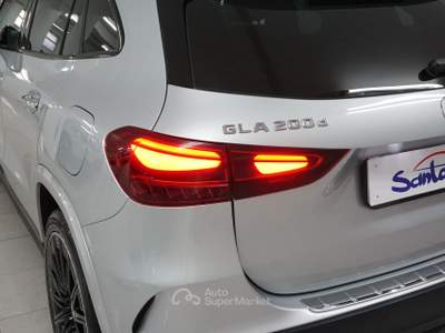 Mercedes-Benz GLA Automatic AMG Line Premium Plus Argento usata Ispica