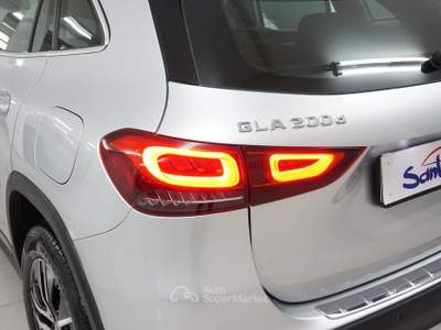 Mercedes-Benz GLA Automatic Sport Argento usata Ispica