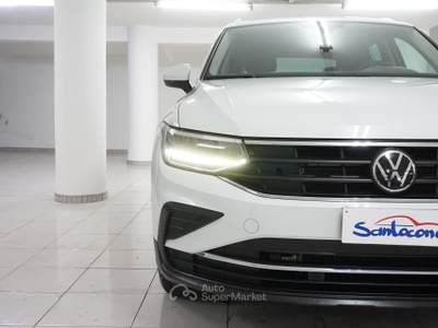 Volkswagen Tiguan SCR DSG Life Bianco usata Ispica