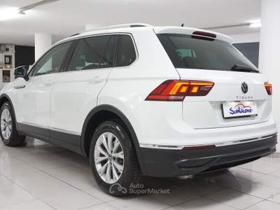 Volkswagen Tiguan SCR DSG Life Bianco usata Ispica
