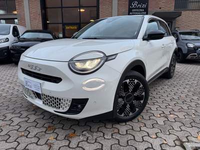 Fiat 600 Hybrid 100 CV DCT MHEV La Prima Bianco usata Mercato Saraceno