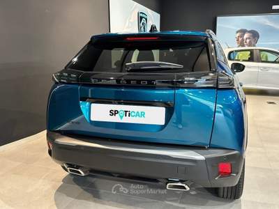 Peugeot 2008 PureTech 130 EAT8 Allure S/S usata Palermo