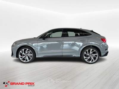 Audi Q3 I 2019 Sportback  Sportback RS 2.5 quattro s-tron Grigio usata Castenaso