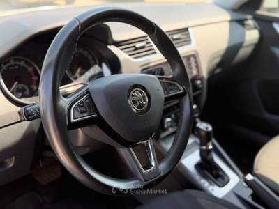 Skoda Octavia Škoda Octavia 1.5 G-TEC Style #10729 Bianco usata Reggio nell'Emilia