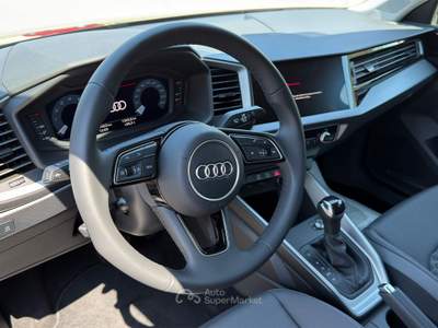 Audi A1 A1 sportback 30 1.0 tfsi business 116cv s-tronic Nero usata Tradate