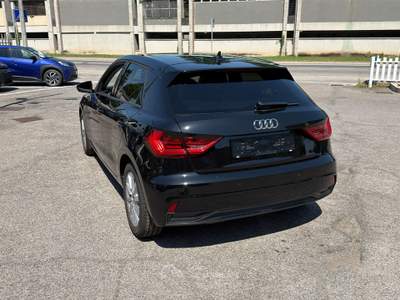 Audi A1 A1 sportback 30 1.0 tfsi business 116cv s-tronic Nero usata Tradate