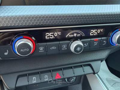 Audi A1 A1 sportback 30 1.0 tfsi business 116cv s-tronic Nero usata Tradate