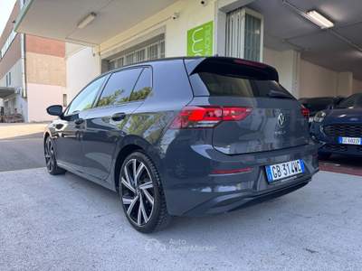 Volkswagen Golf VIII 2.0 tdi Style dsg UNICO PROP. Grigio usata Riccione