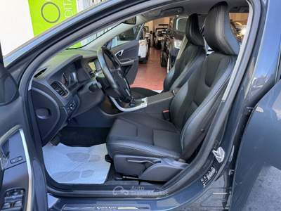 Volvo V60 1.6 d2 Momentum Powershift GARANZIA24MES Grigio usata Riccione