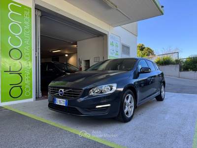 Volvo V60 1.6 d2 Momentum Powershift GARANZIA24MES Grigio usata Riccione