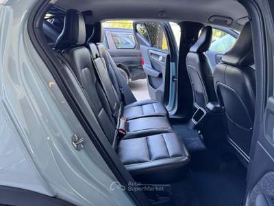 Volvo XC40 2.0 d4 Momentum AWD GEARTRONIC UNIPROP. Blu/Azzurro usata Riccione
