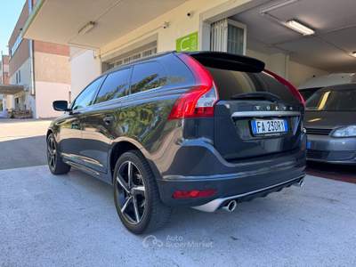 Volvo XC60 2.0 d4 R-design geartronic GARANZIA24ME Grigio usata Riccione