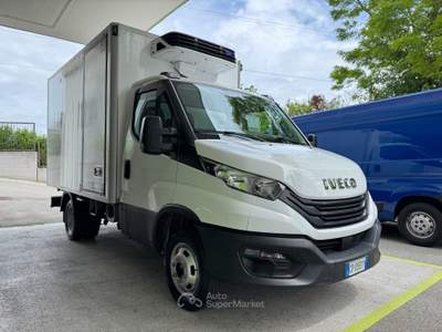 Iveco Daily 3.0 35C16 FRCX-20° LAMBERET GARANZIA24 Bianco usata Riccione