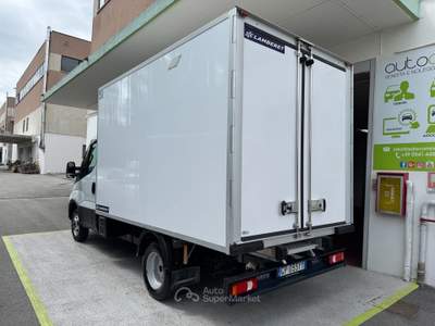 Iveco Daily 3.0 35C16 FRCX-20° LAMBERET GARANZIA24 Bianco usata Riccione