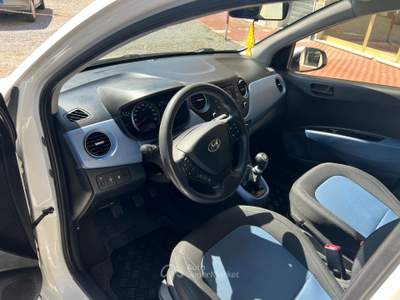 Hyundai i10 Uniproprietario Bianco usata Sestri Levante