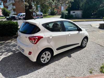 Hyundai i10 Uniproprietario Bianco usata Sestri Levante