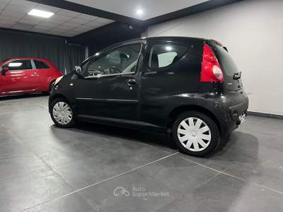 Peugeot 107 1.0 68CV 3p. 12v Nero usata Atena lucana
