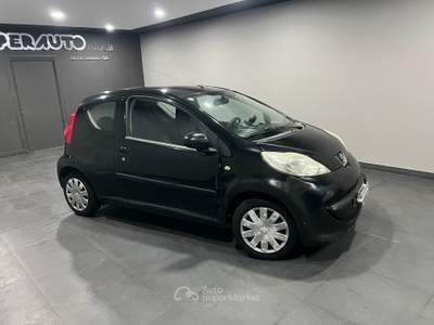 Peugeot 107 1.0 68CV 3p. 12v Nero usata Atena lucana