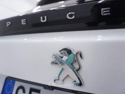 Peugeot 2008 Miglior prezzo garantito e consegna in pochi giorni Bianco usata Reggio nell'Emilia
