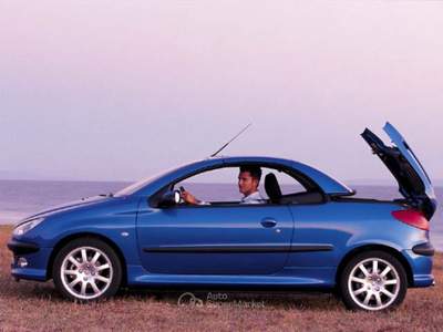 Peugeot 206 CABRIO COUPE' 1.6 16V CC Grigio usata VENEZIA
