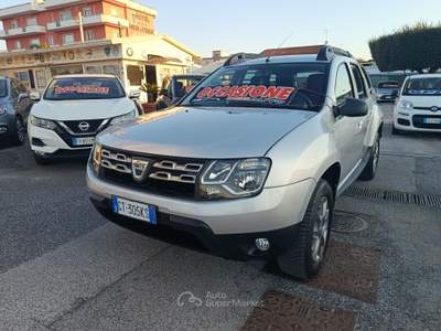 Dacia Duster 4x2 Lauréate 2015 Argento usata Qualiano