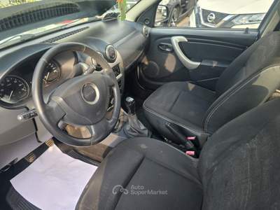 Dacia Sandero Embleme Argento usata Qualiano