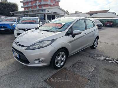 Ford Fiesta 5p. Titanium Argento usata Qualiano