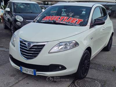 Lancia Ypsilon 95cv 5 porte S&S Elefantino Bianco usata Qualiano