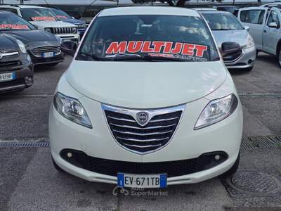 Lancia Ypsilon 95cv 5 porte S&S Elefantino Bianco usata Qualiano