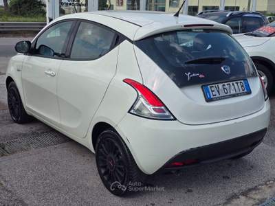 Lancia Ypsilon 95cv 5 porte S&S Elefantino Bianco usata Qualiano