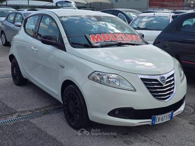 Lancia Ypsilon 95cv 5 porte S&S Elefantino Bianco usata Qualiano