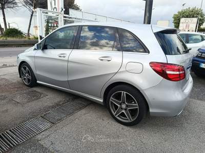Mercedes-Benz Classe B B 160 CDI Automatic Premium Argento usata Qualiano