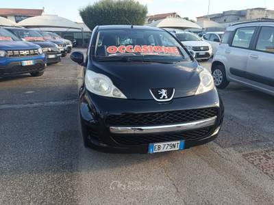 Peugeot 107 5p.Sweet Years Nero usata Qualiano