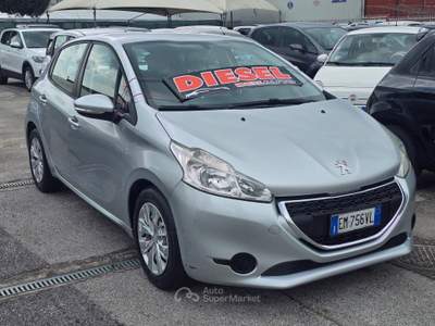 Peugeot 208 5 porte Active Argento usata Qualiano