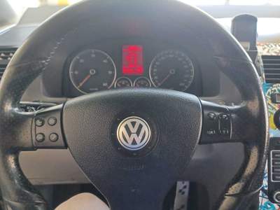 Volkswagen Touran AUTOMATICO GANCIO DI TRAINO Nero usata Follonica