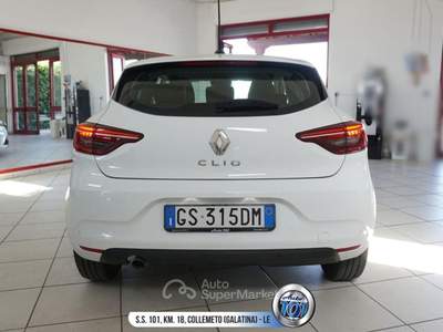 Renault Clio TCe 90 CV 5 porte Equilibre Bianco usata Galatina
