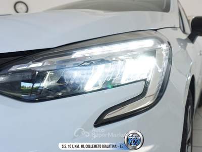 Renault Clio TCe 90 CV 5 porte Equilibre Bianco usata Galatina
