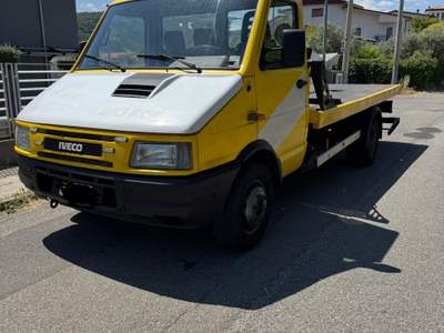 Iveco Daily Tenuta sempre in box Giallo usata Cosenza