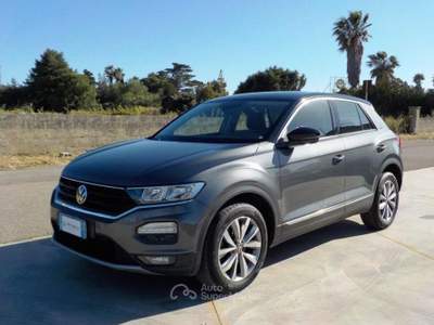 Volkswagen T-Roc 2.0 TDI SCR 150 CV Business BlueMotion Technology Grigio usata Gallipoli