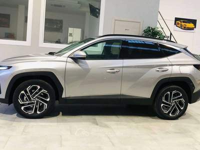 Hyundai Tucson Tucson III 2024 1.6 hev Exellence Lounge Pack 2wd 215cv auto Argento usata Gorgonzola