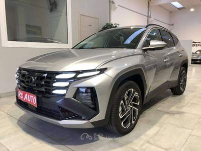 Hyundai Tucson Tucson III 2024 1.6 hev Exellence Lounge Pack 2wd 215cv auto Argento usata Gorgonzola
