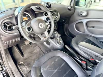 Smart ForTwo Smart ForTwo cabrio all *Prime+PELLE+clima automatico+MATT GREY* Grigio usata Roma