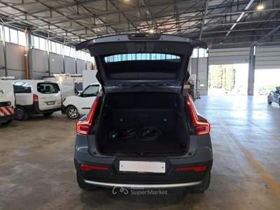 Volvo XC40 VOLVO XC40 T4 RECHARGE PLUG-IN AUTO CORE SUV usata Roma